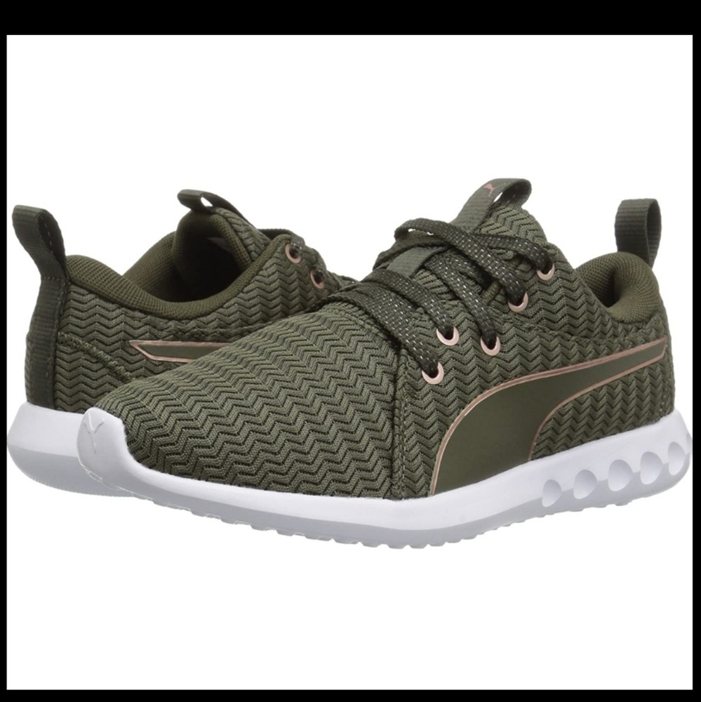 😍Puma Carson 2 metallic sneakers